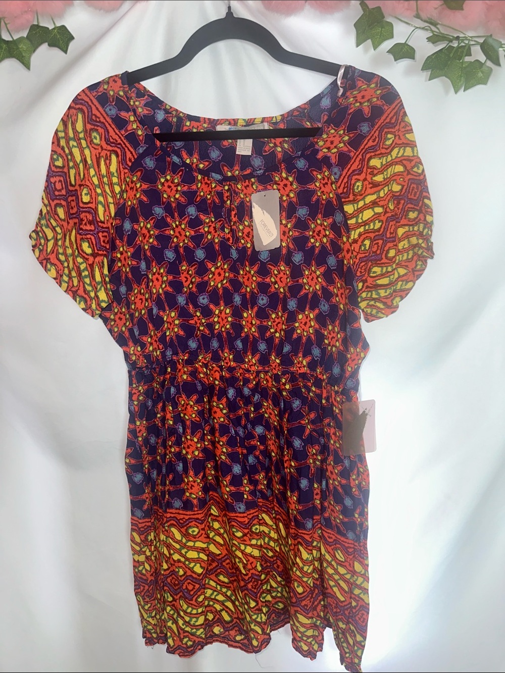Forever 21 Navy Multicolor Geometric Floral Short Sleeve Dress